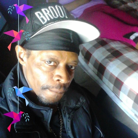 Profile Picture of Solo Trigger (@solotrigger) on Poshmark