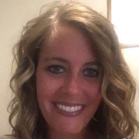 Profile Picture of Danielle Lowry (@lowryd12) on Pinterest