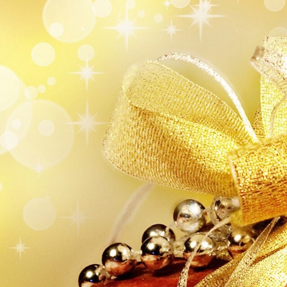 Profile Picture of Kim Lam (@kimlam) on Poshmark