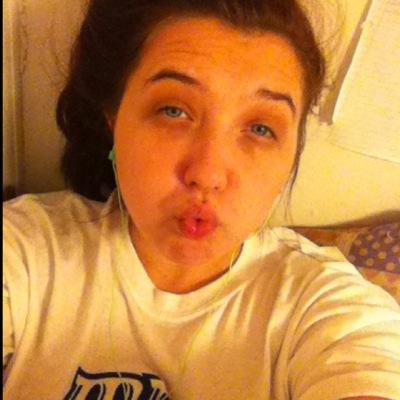 Profile Picture of Tammy Triplett (@TammySuexx) on Twitter