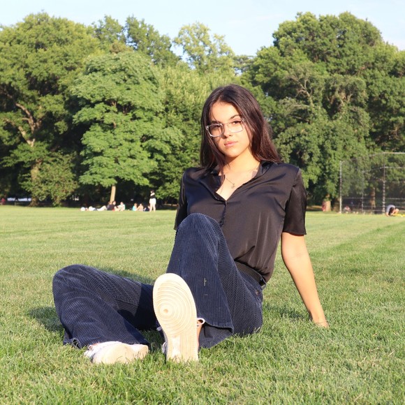 Profile Picture of Isabela Carvalho (@issi_carv) on Poshmark