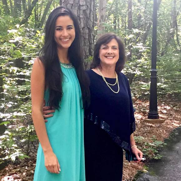 Amie Yoshida - Poshmark Profile Picture of Amie Yoshida (@amieyoshida) on Poshmark