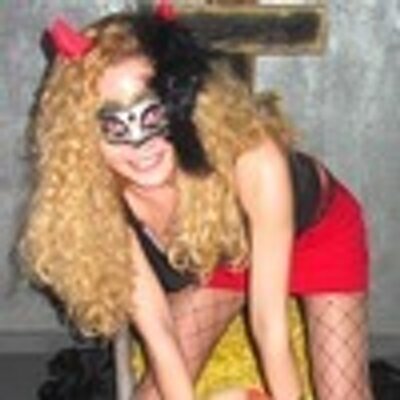 Profile Picture of Jean Fields (@BarberPearl) on Twitter