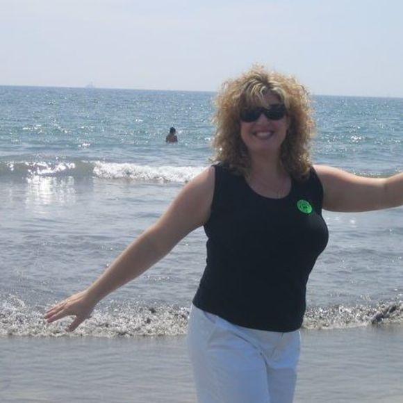 Profile Picture of Nancy Luzinski (@pickle) on Poshmark