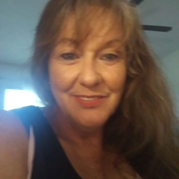 Profile Picture of Wanice Guillebeau (@gemma673) on Poshmark