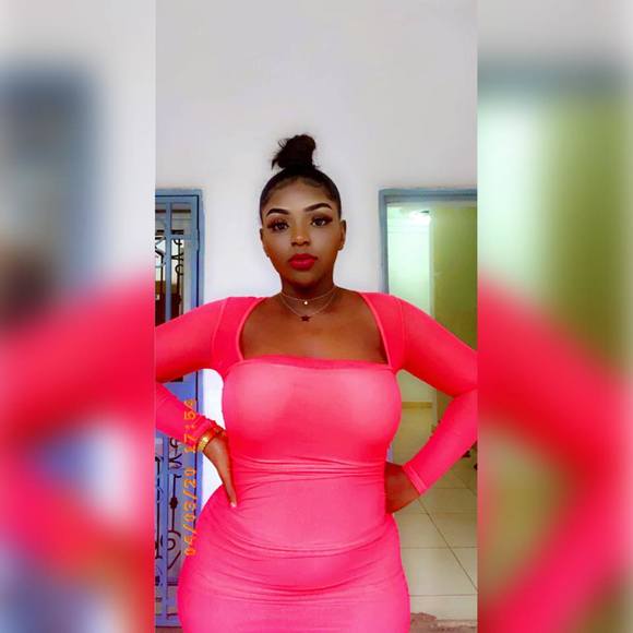 Profile Picture of Fatoumata Nimaga (@fatoumatanimaga) on Poshmark
