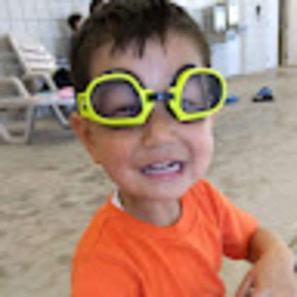 Profile Picture of Joel Ivarson (@joelivarson) on Poshmark