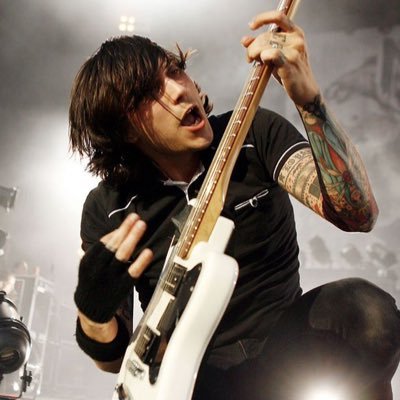 Profile Picture of Mike MILLIE-gram 🥪 (@vampven0m) on Twitter