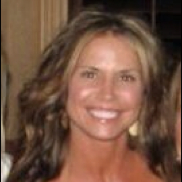 Profile Picture of Lori Adam (@loriadam) on Poshmark