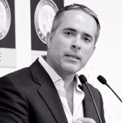 Profile Picture of Carlos Navarro (@navarrosugich) on Twitter