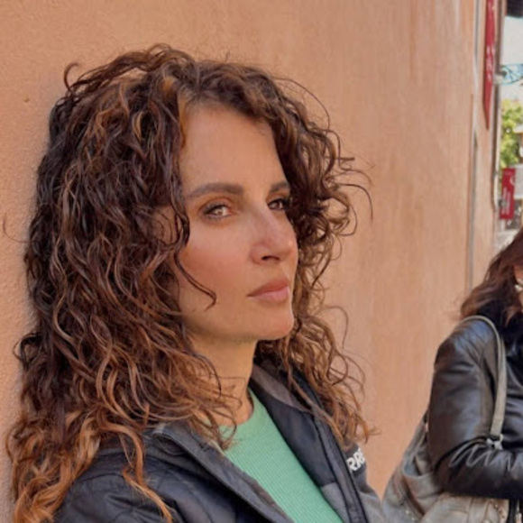 Profile Picture of Anna Iuele (@annaiuele) on Poshmark