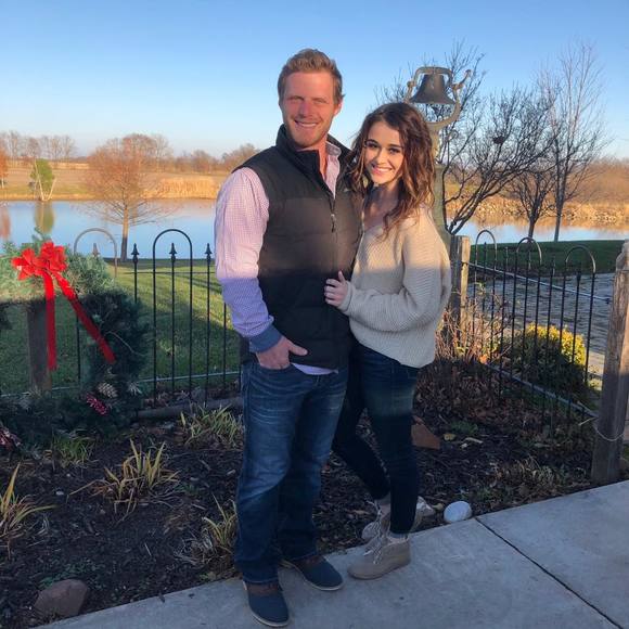 Profile Picture of Jessica Reichert (@jessicareich427) on Poshmark