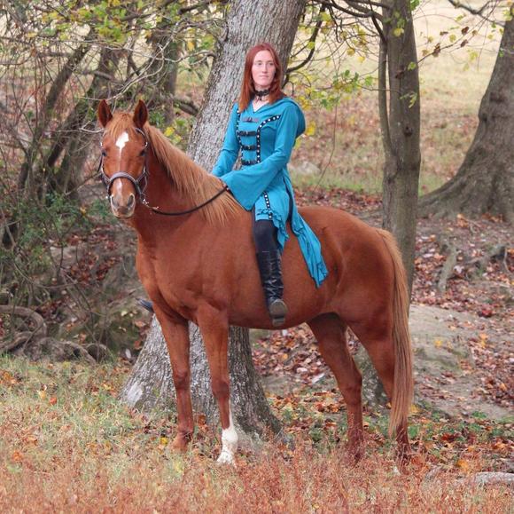 Profile Picture of Andrea Yoder (@andrearoseyoder) on Poshmark