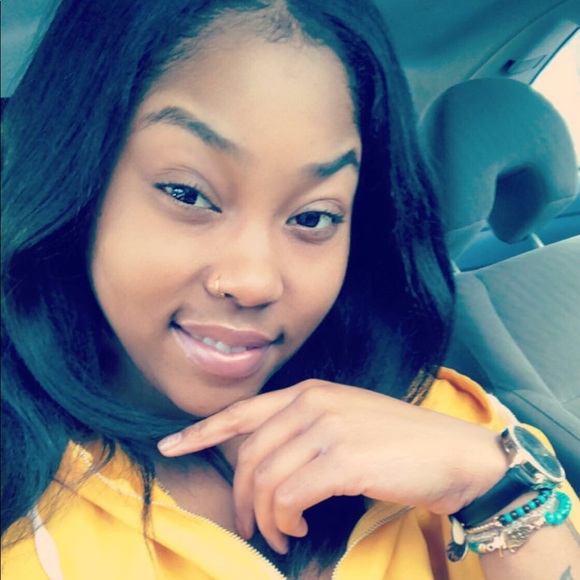 Profile Picture of Monet Trippett (@monet_trippett) on Poshmark