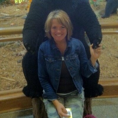 Profile Picture of Carrie Adkins (@carriewvu1) on Twitter