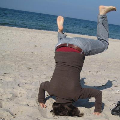 Profile Picture of Hanna Adler (@radler79) on Twitter