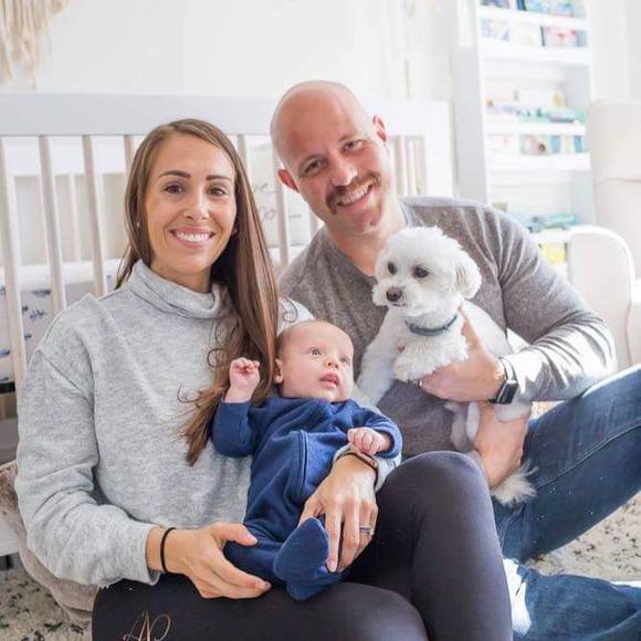 Profile Picture of Ashley Aubee (@acox49) on Poshmark