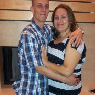 Profile Picture of Carrie Morris (@azcarebear81) on Twitter