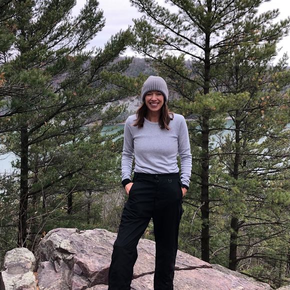 Profile Picture of Jennifer Matthias winget (@wingetj54241) on Poshmark