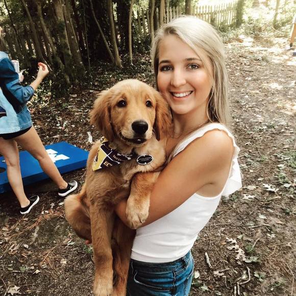 Anna Apperson - Poshmark Profile Picture of Anna Apperson (@anna_apperson) on Poshmark