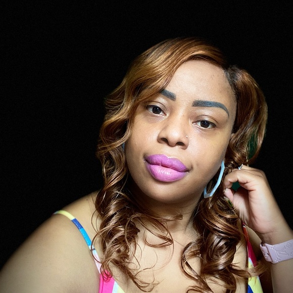 Profile Picture of Kisha Hansberry (@kmfhansberry) on Poshmark