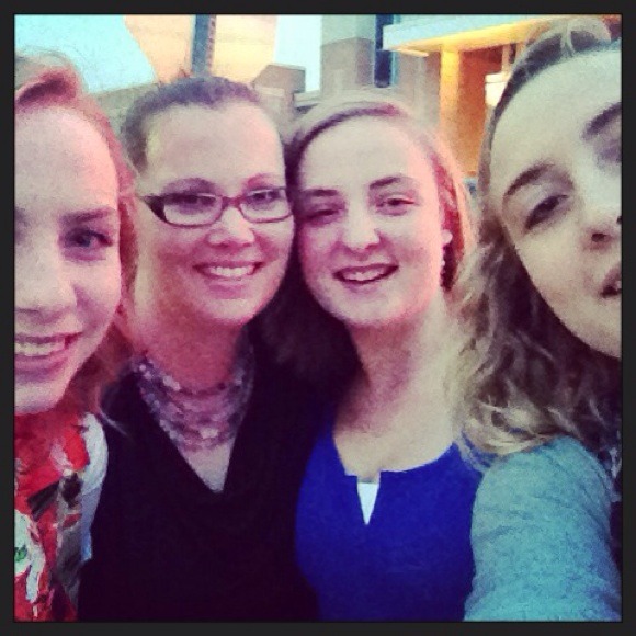 Profile Picture of Dana Wodrich (@dwodrich) on Poshmark