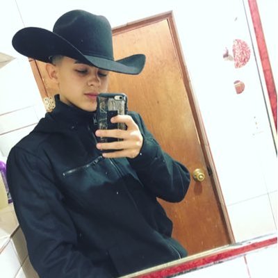 Profile Picture of Carlos Borunda (@juniorBorunda_4) on Twitter