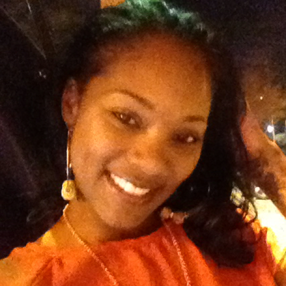 Profile Picture of Jeannette Clayton (@clayton10) on Poshmark