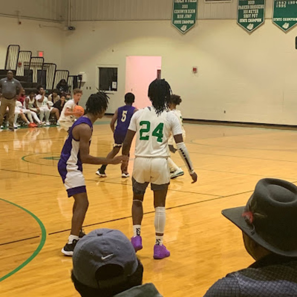 Profile Picture of Micah Owens (@micah100907) on Poshmark