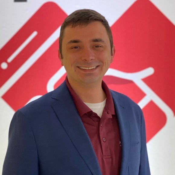Profile Picture of Joshua Fedorchak (@jwfedorc) on Poshmark