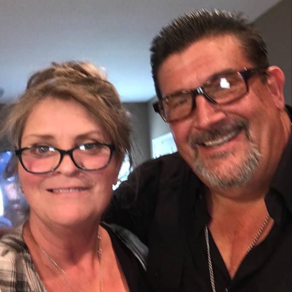 Profile Picture of Laurie Stopiak (@lstopiak) on Poshmark