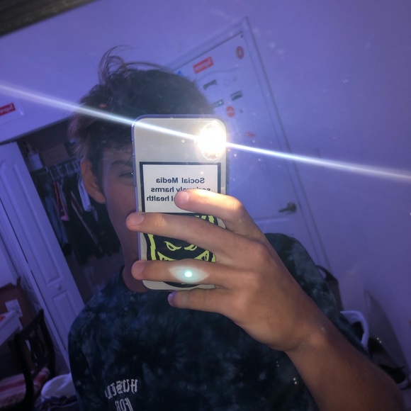 Kevin Paz - Poshmark Profile Picture of Kevin Paz (@kevinpaz3) on Poshmark