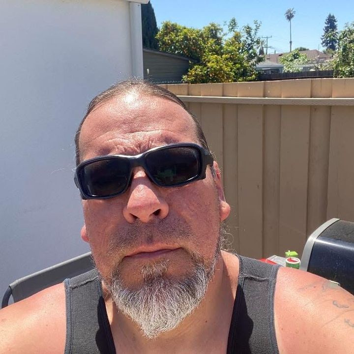 Profile Picture of Robert Ferrier (@priterok1_crs_ecv_13) on Tiktok