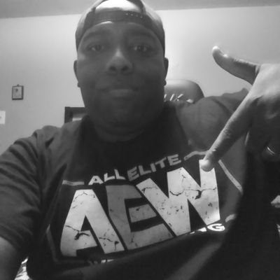 Profile Picture of Black Wrestling Dude (@MatthewKPirtle) on Twitter