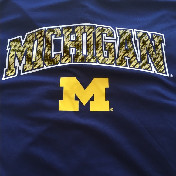 Profile Picture of Nate Van de graff (@nateyv) on Poshmark