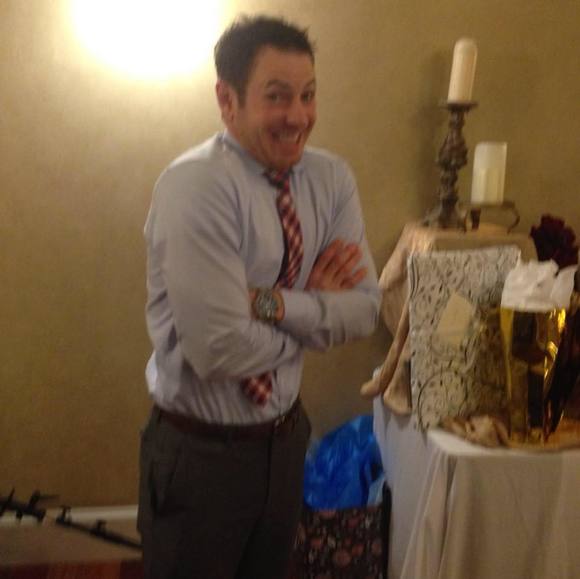 Profile Picture of Eric Steinmann (@worldwidedude) on Poshmark