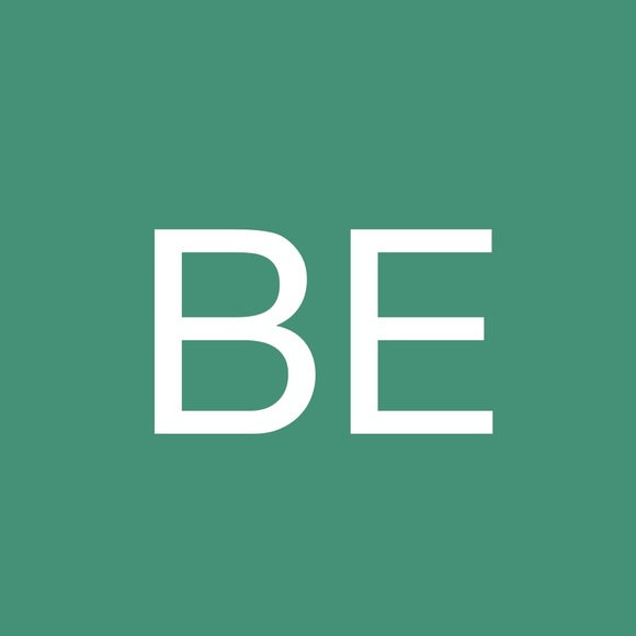 Becca Ellerbrook - Poshmark Profile Picture of Becca Ellerbrook (@rellerb) on Poshmark