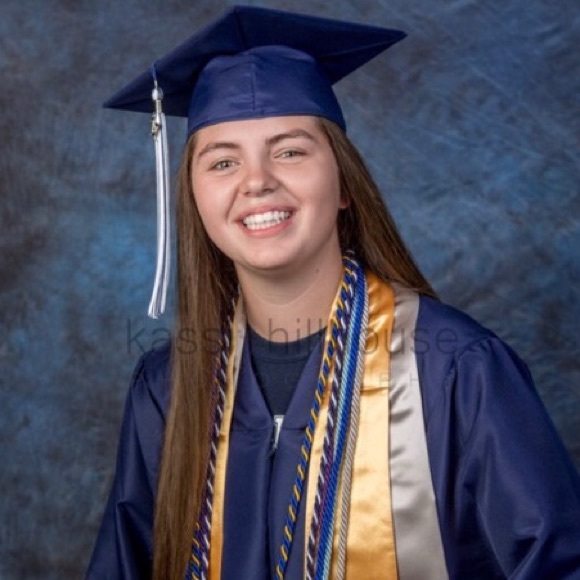 Profile Picture of Kennedy Adams (@adamsk32) on Poshmark