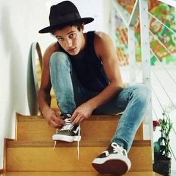 Lucia Dreww - Twitter Profile Picture of Lucia Dreww (@LuciaLamas10) on Twitter