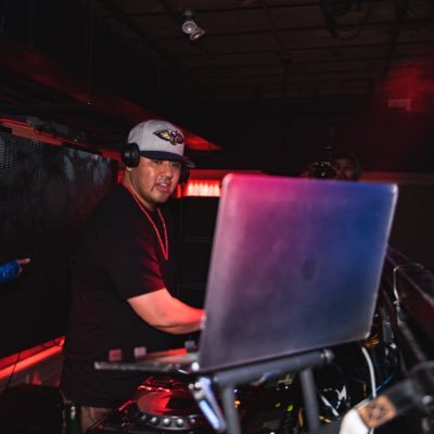 Profile Picture of Judd (@DeeJayJollyJudd) on Twitter