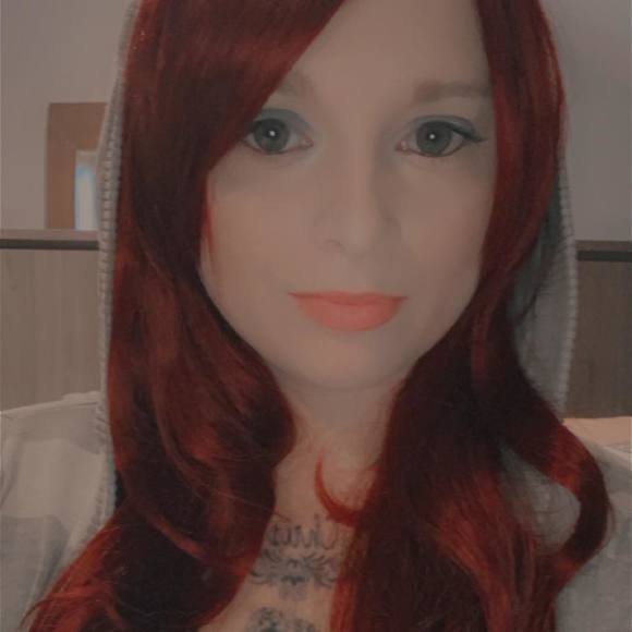 Profile Picture of Danielle Ditmars (@rosedannydc2700) on Poshmark