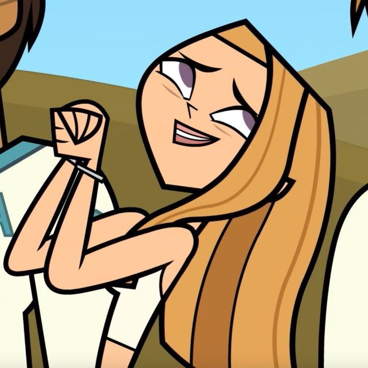 Profile Picture of LESHAWNA> 🫶🏻 (@leshawnasfavy) on Tiktok