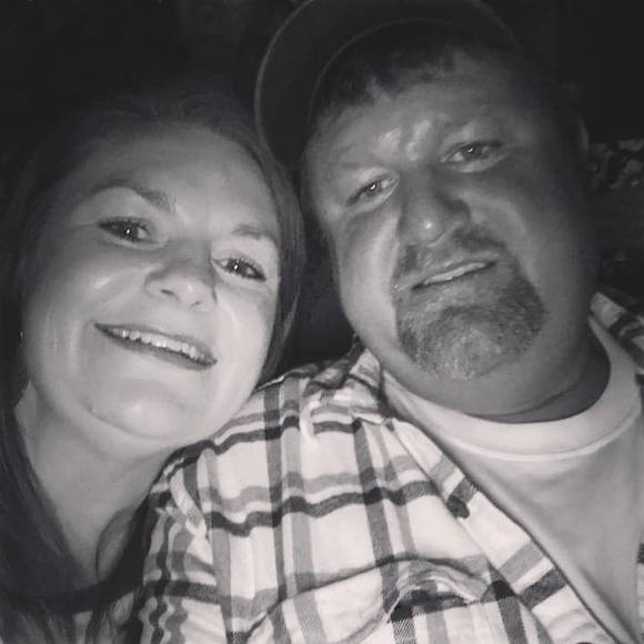 Profile Picture of April Miller eavers (@4eavers) on Poshmark