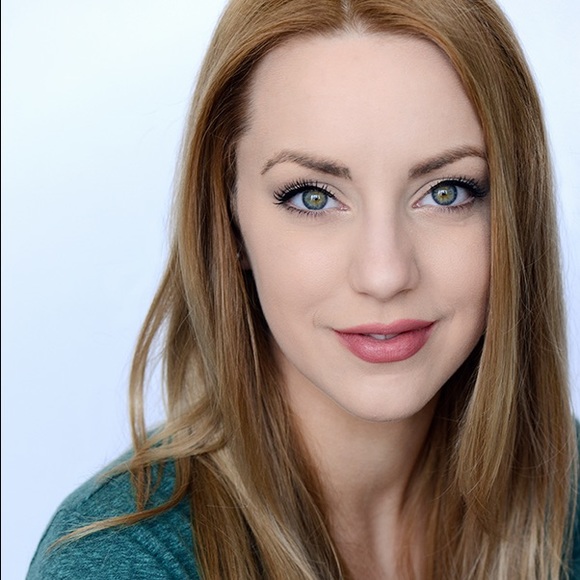 Profile Picture of Britta Peele (@brittapeele) on Poshmark