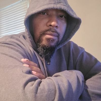 Profile Picture of Teddy St. Patrick (@mb2speaks) on Twitter