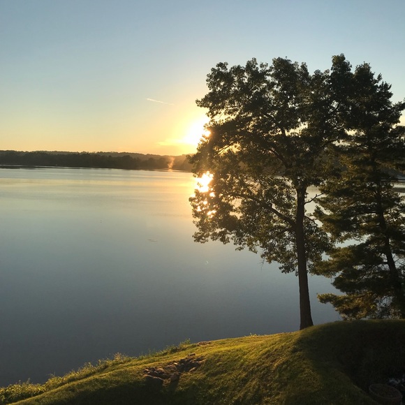 Shaun Tofson - Poshmark Profile Picture of Shaun Tofson (@stofson) on Poshmark