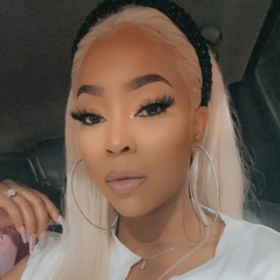 Profile Picture of Whitney (@FckEm_Savage) on Twitter