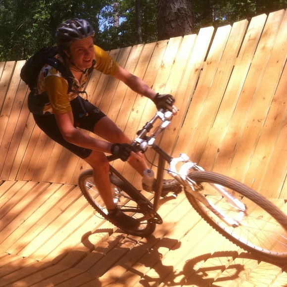 Profile Picture of Corey Pihera (@chello02) on Poshmark