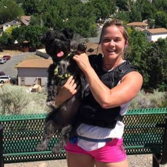 Profile Picture of Tristyn Chohany (@tristynlynn) on Poshmark