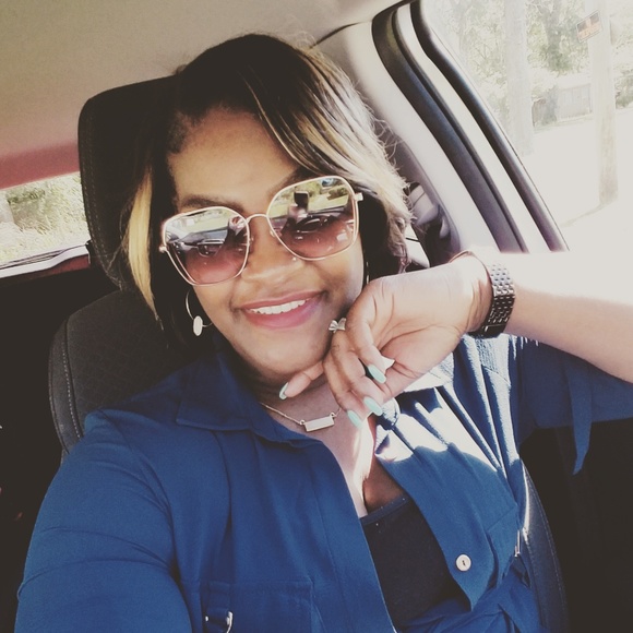 Profile Picture of Nesha Wansley (@neshab93) on Poshmark